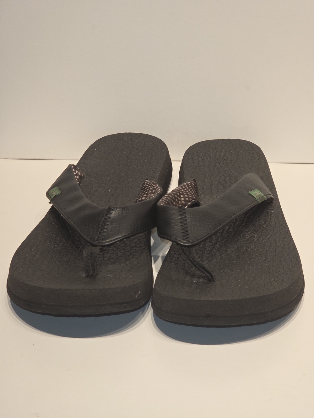 Sanuk Yoga Mat Flip Flop Sandals Women's Size 8.5 Black SWS2908 Beach Thong